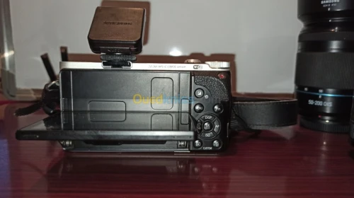 Samsung NX300 + 3 objectifs