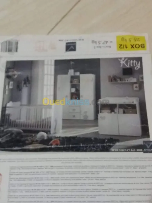 chambre enfant kitty