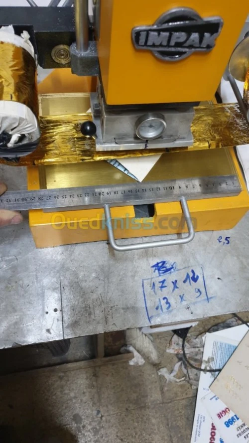 Machine  dorure a chaud et gaufrage 