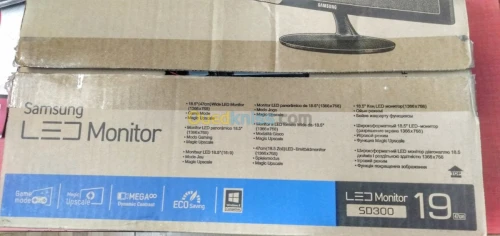 SAMSUNG LED MONITOR SD300
