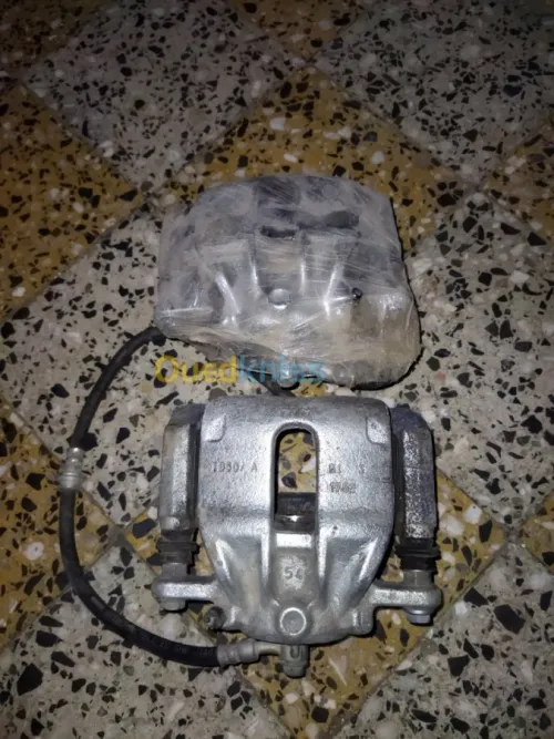 قطع غيار سيارة نيسان ميكرا k13