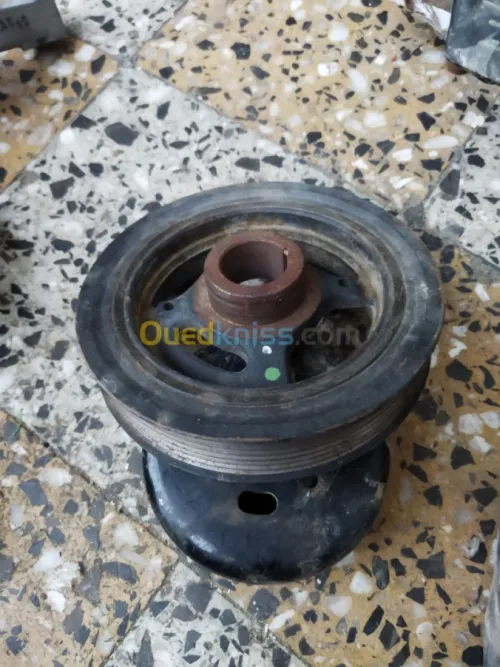 قطع غيار سيارة نيسان ميكرا k13
