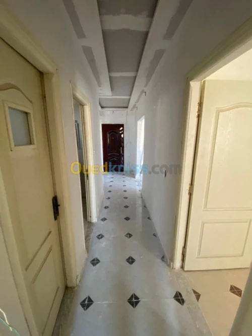 Location Appartement F3 Alger Bab ezzouar