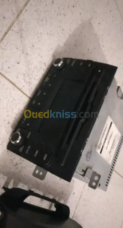 Poste Kia Sportage 3 état 9/10 