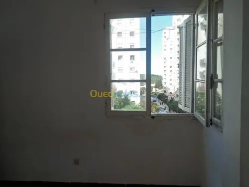 Location Appartement F3 Alger Bouzareah
