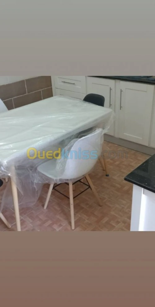 Solde table et chaise scandinave prix choc 