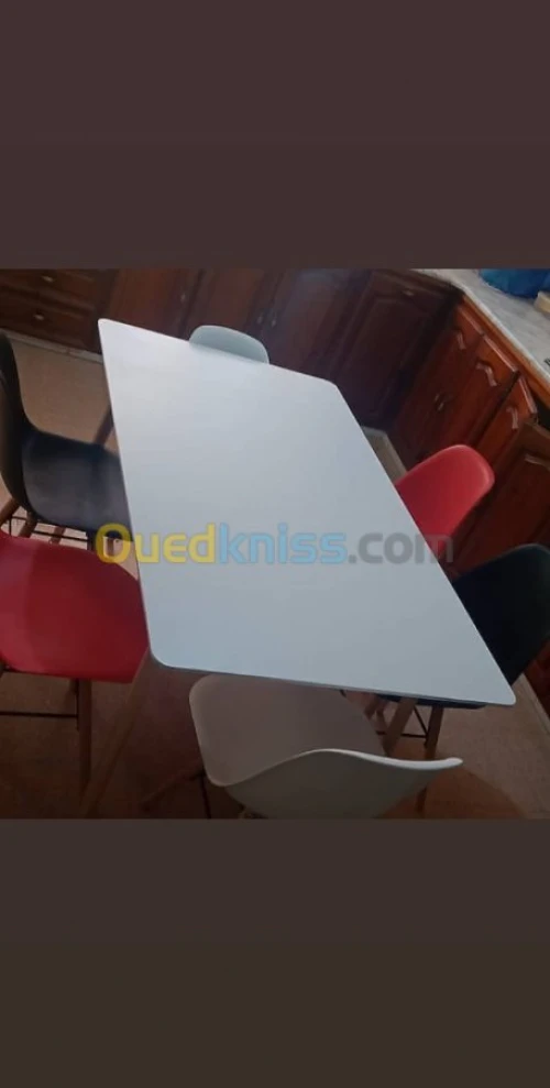 Solde table et chaise scandinave prix choc 