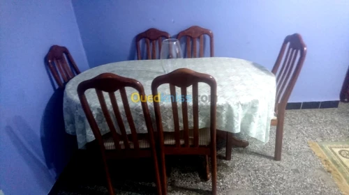 Table salle a manger en hêtre mass 6ch