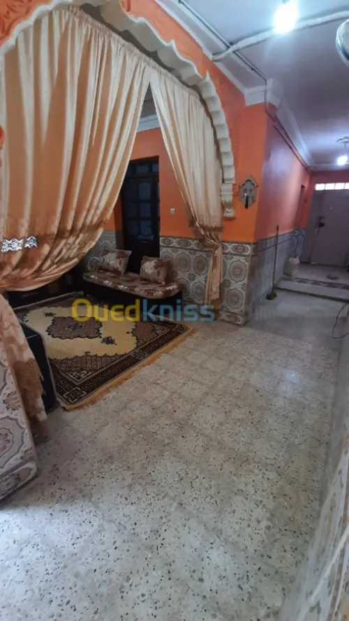 Vente Appartement F5 Ouargla Rouissat