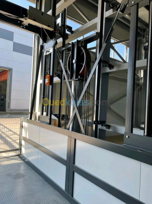 Fabrication des monte-charge hydraulique 