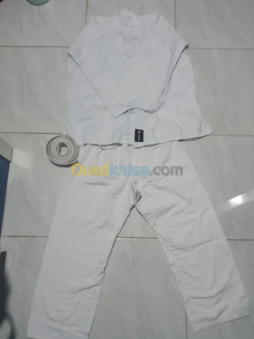 KIMONO JUDO DE MARQUE DOORA