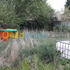 Evacuation gravat avec main.deuvre