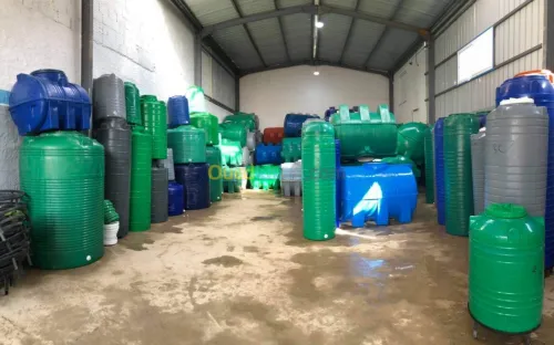 Citerne d'eau en plastique