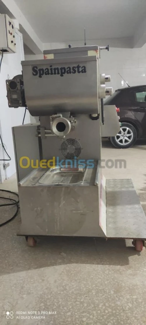 machine à pâtes مصنع الرشتة و العجائن 