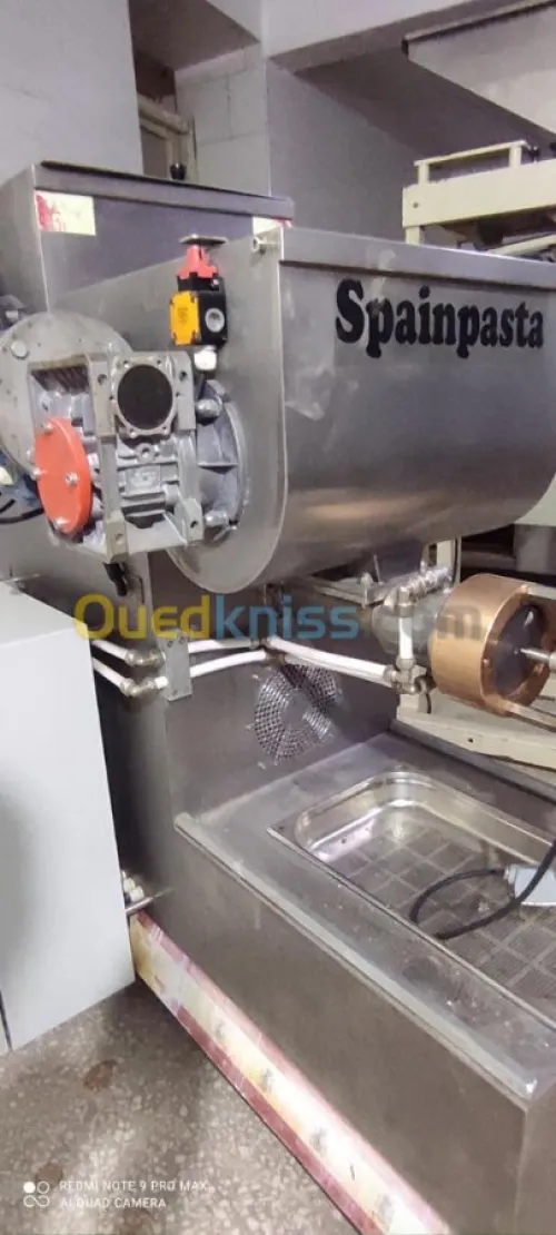 machine à pâtes مصنع الرشتة و العجائن 