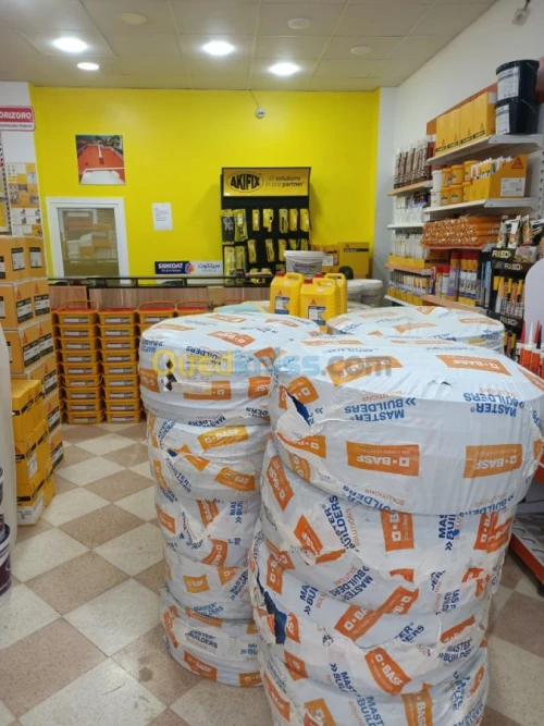 Distributeur produit sika et BASF