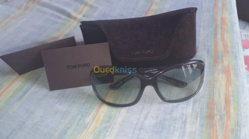TOM FORD JENNIFER