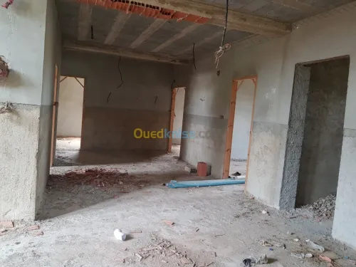 Vente Carcasse Chlef Boukadir