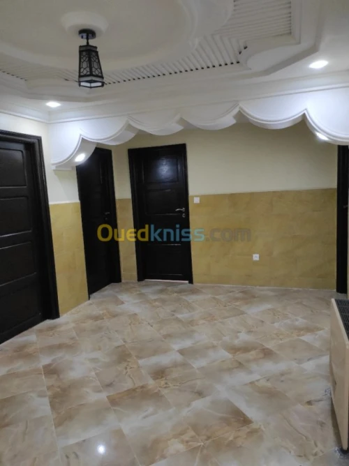 Vente Appartement F4 Mostaganem Mezghrane
