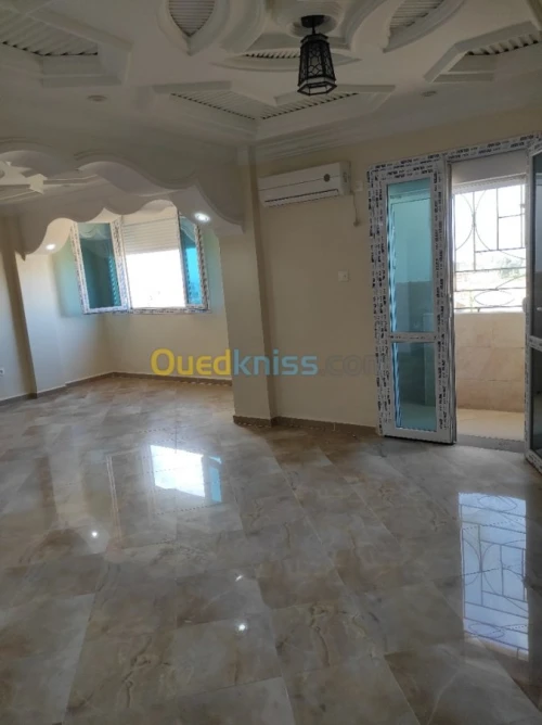 Vente Appartement F4 Mostaganem Mezghrane