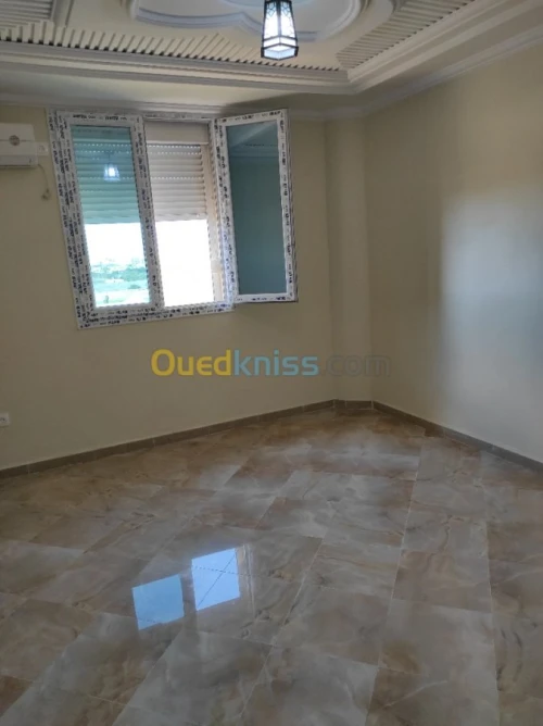 Vente Appartement F4 Mostaganem Mezghrane