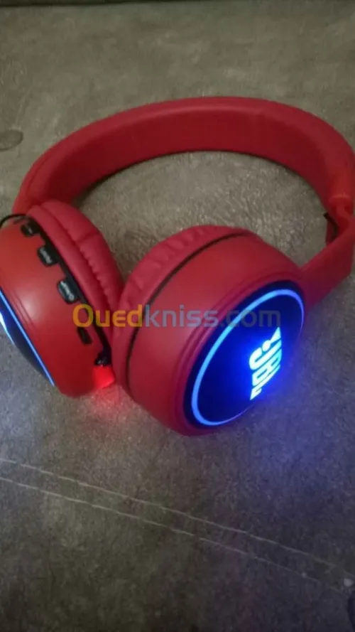Casque sans fil JBL Bluetooth 5.0 LED