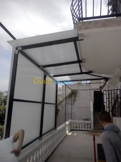 Polycarbonte tinda et toiture