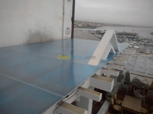 Polycarbonte tinda et toiture