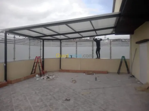 Polycarbonte tinda et toiture