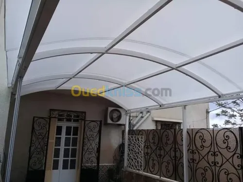 Polycarbonte tinda et toiture