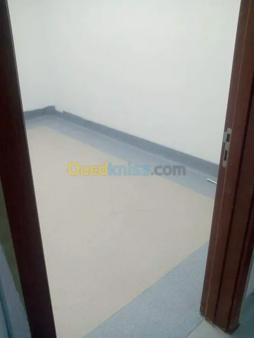 Poseur de Revêtements Sols