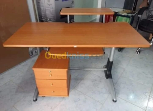 BUREAUX