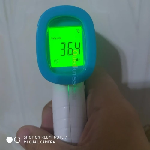 Thermomètre infrarouge