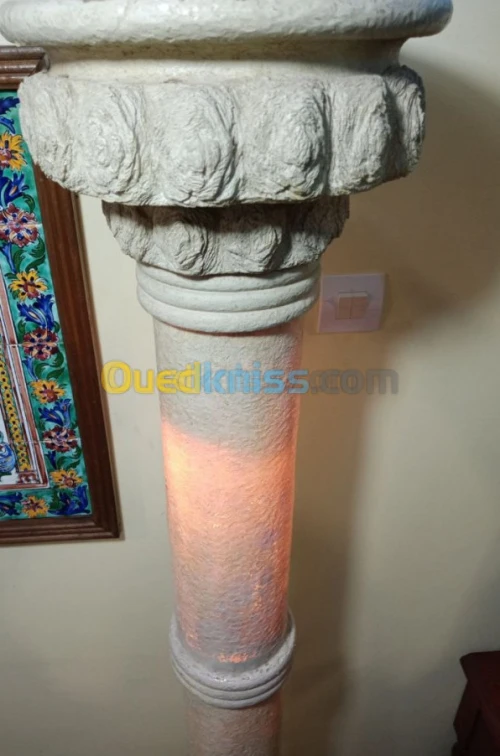 Colonne Lampadaire style romain 