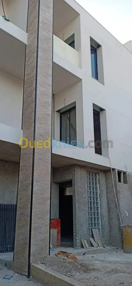  construction et finition intérieur