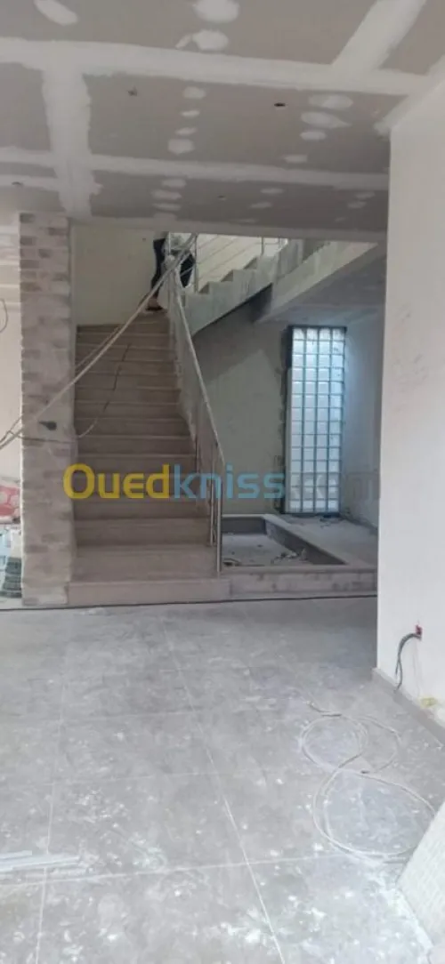  construction et finition intérieur