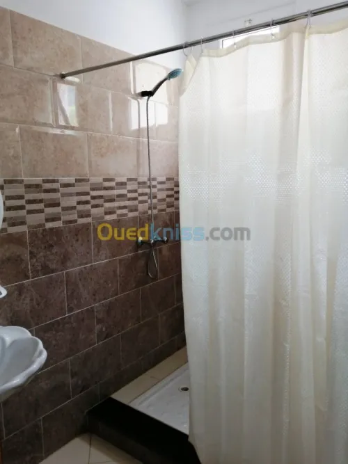 Location vacances Appartement F3 Jijel Ziama mansouriah