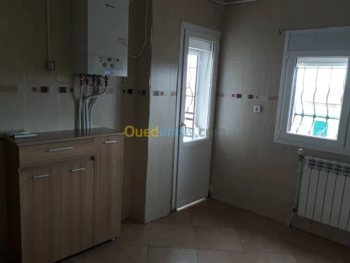 Location Appartement F3 Oran Bir el djir