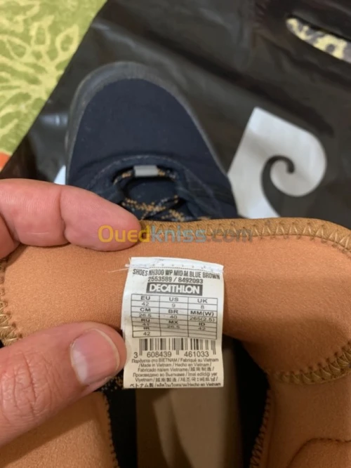 Quechua NH300 Mid Waterproof