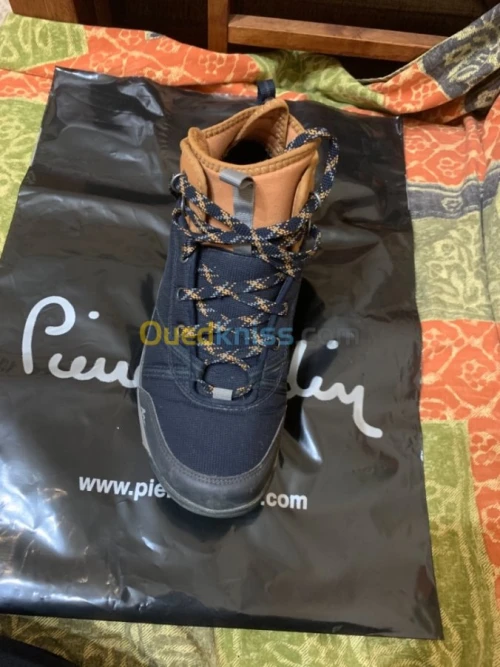 Quechua NH300 Mid Waterproof