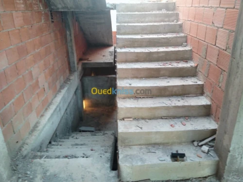 Vente Carcasse Souk ahras Mdaourach