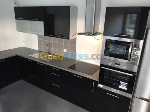 Fabrication.. Cuisine équipée, dressin