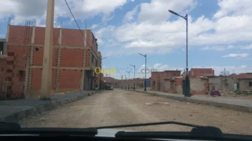 Cherche achat Terrain Saida Ouled khaled