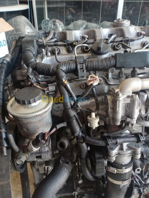 Moteur Toyota avensis