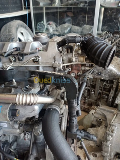 Moteur Toyota avensis