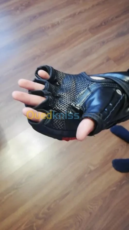 gants de boxe suotf MMA
