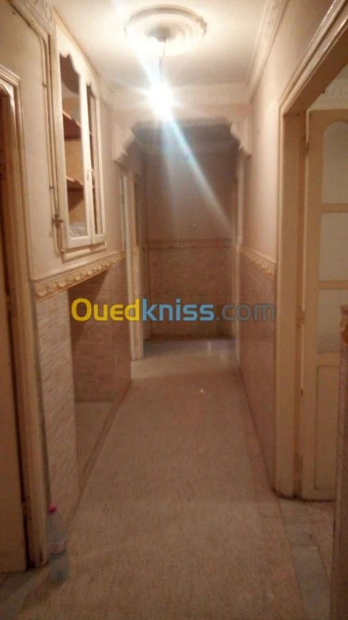 Location Appartement F4 Skikda Skikda