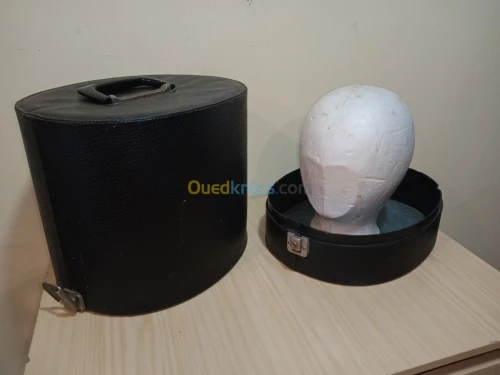 Vintage boite perruque ou chapeau