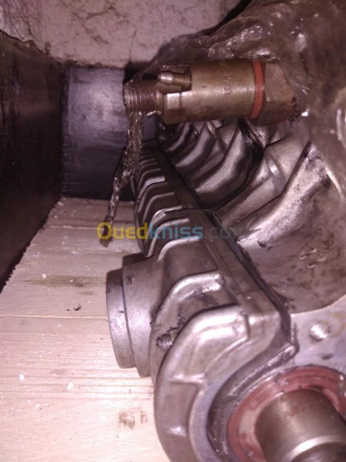 Culasse group et moteur