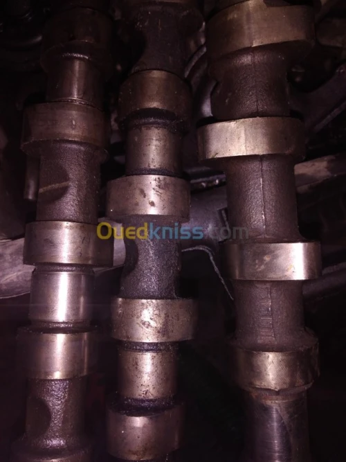 Culasse group et moteur